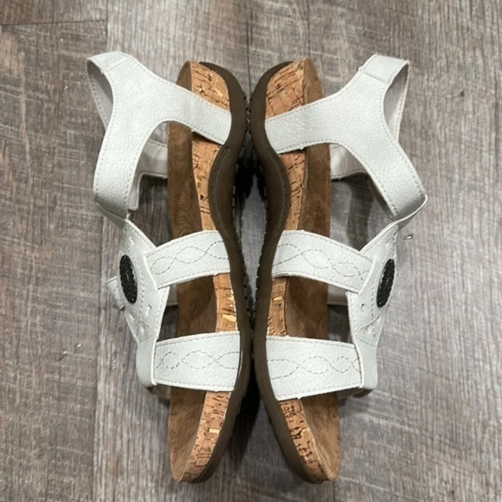 Bearpaw stone white Velcro adjustable comfort walking sandals size 9 - Picture 5 of 12